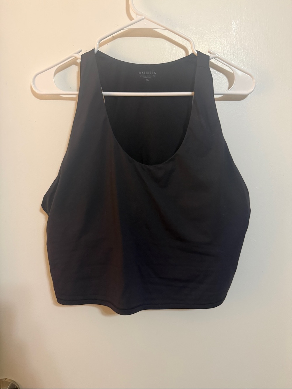 Athleta Black Scoop Neck Active Crop Top